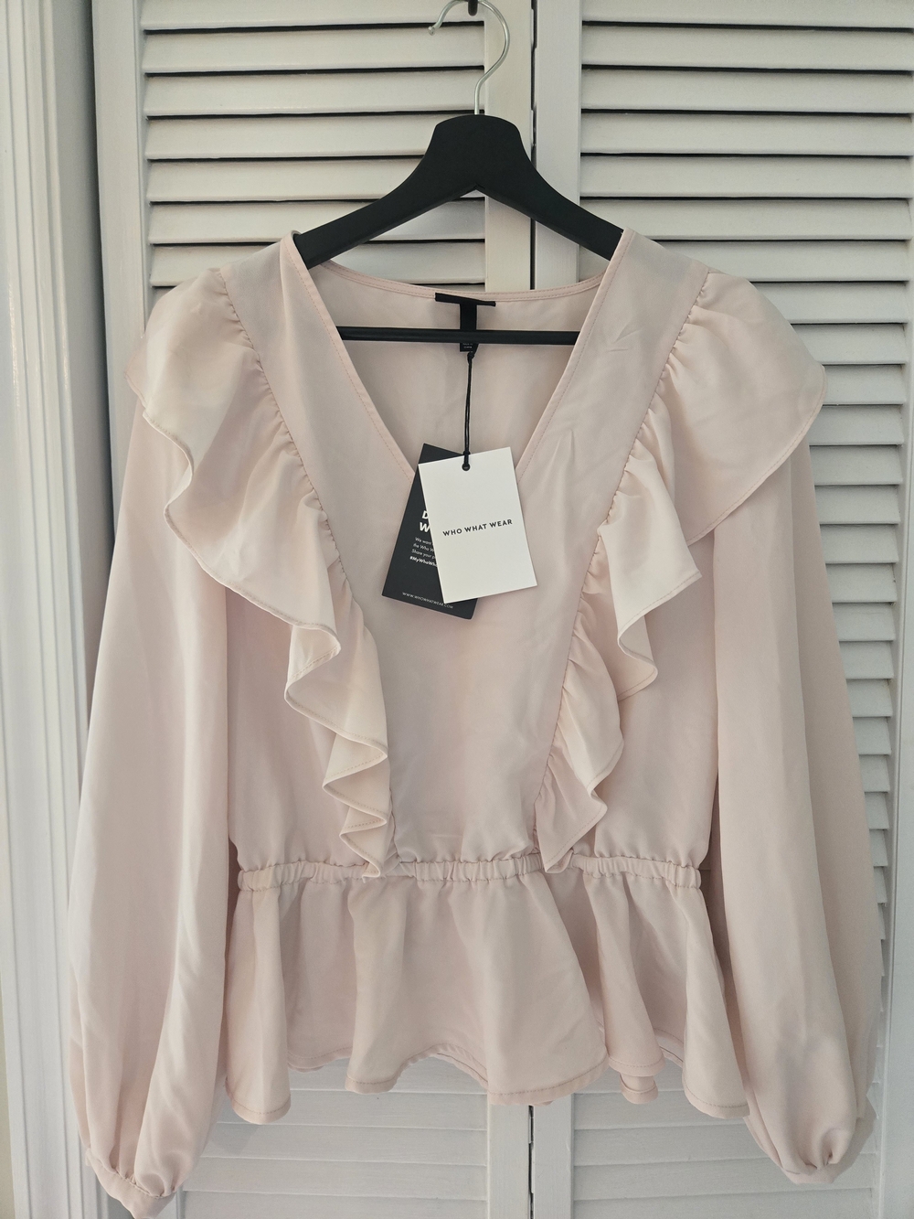 Who What Wear Light Pink Ruffle V-Neck Blouse